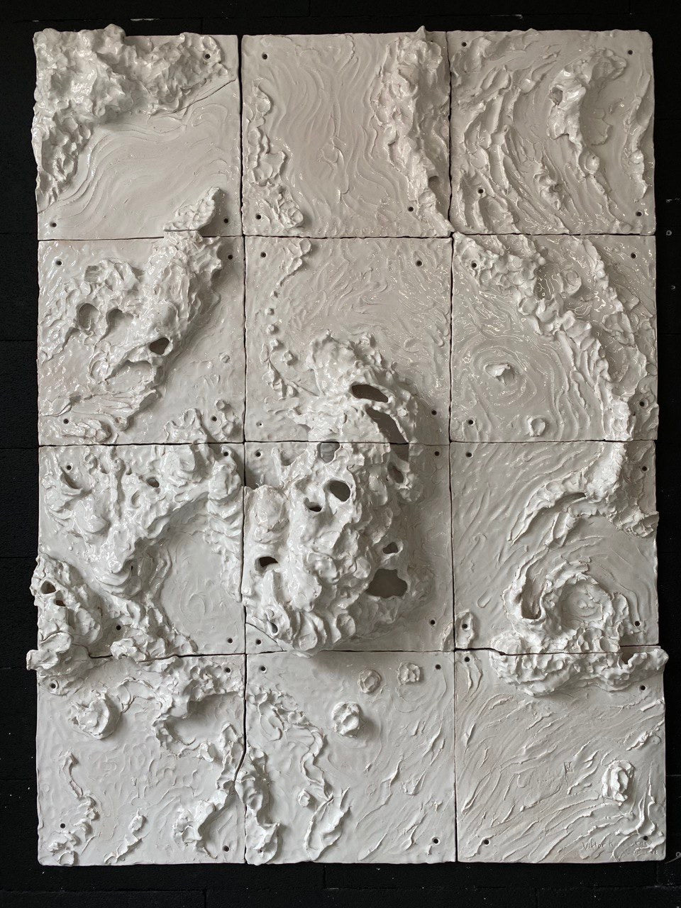 Strait: Ceramic Wall Panel