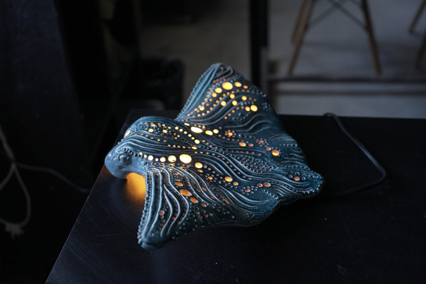Manta Ray Ceramic Wall Lamp | Handmade Ocean-Inspired Ceramic Sconce
